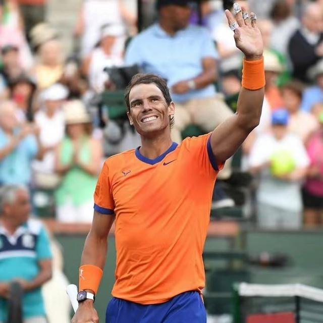 冲刺阶段法兰克福造点机会：意甲节点到来，球迷炸锅，团队化学反应显著