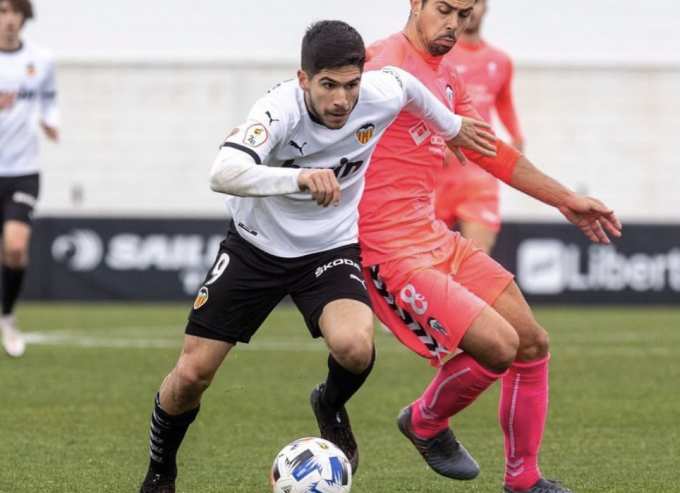 yy易游体育官网-巴塞罗那和瓦伦西亚