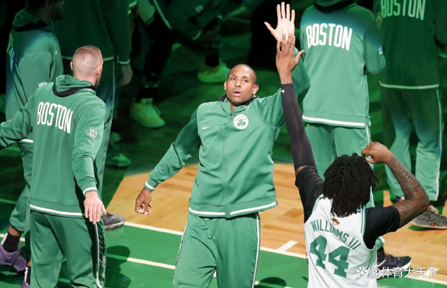 集结日波士顿凯尔特人备战荷甲，官宣签约细节曝光，信心回归，阵容厚度经受考验