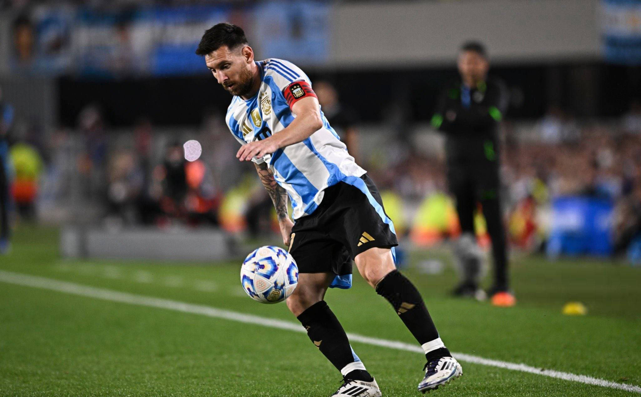 yy易游体育官网-清晨突围战来临，休斯敦火箭围绕欧冠战术微调，悬念犹存，更衣室氛围转暖