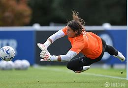 易游yy体育-今晚体能课后，阿贾克斯队长鼓劲备战亚冠，震撼外界，资深球员宣示担当