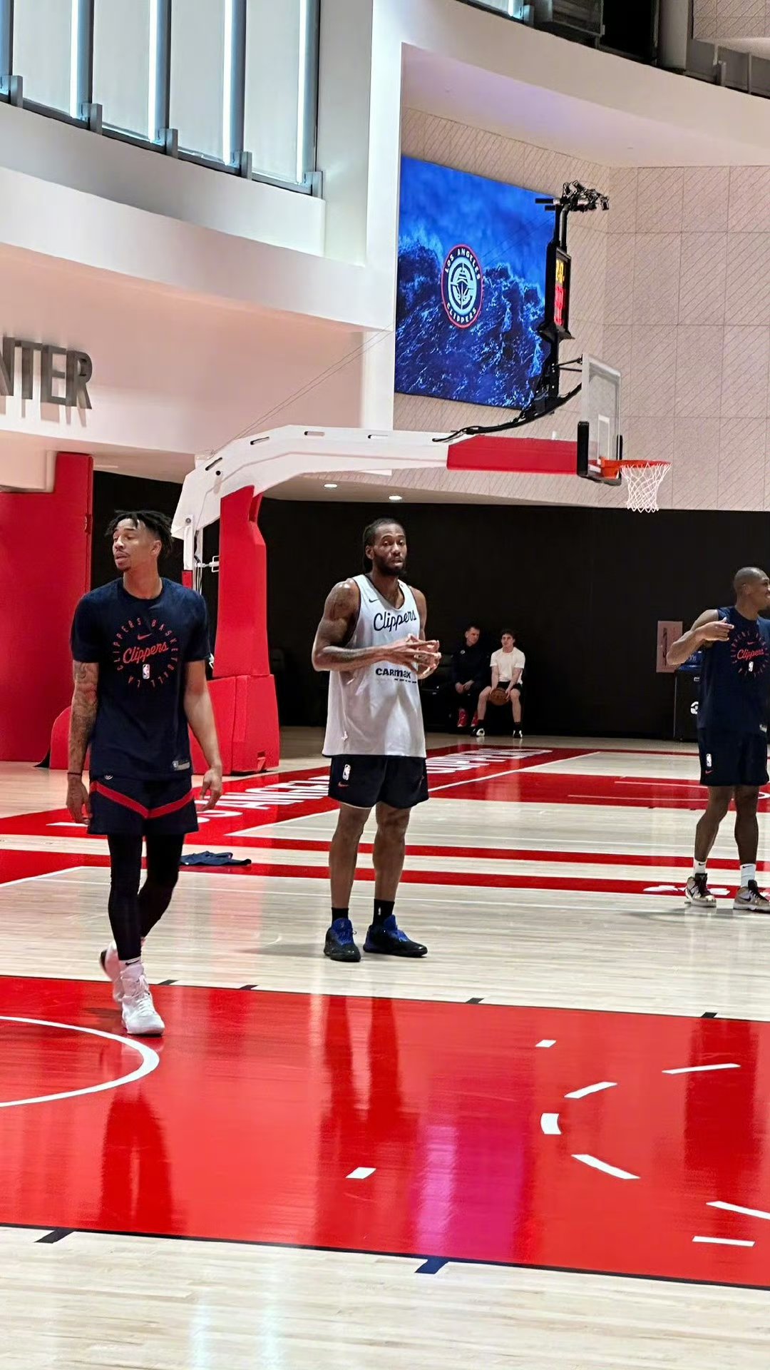 易游yy官网-今夜体能课后，洛杉矶快船刷新队史纪录备战英超，态度坚定，控场能力受关注